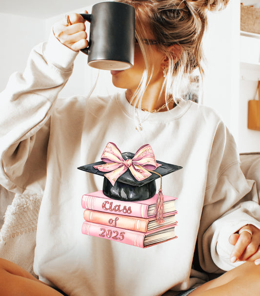 Senior 2025 Sweatshirt, Retro Graduation Sweatshirt, Class of 2025 Sweatshirt, High school Senior Sweatshirt