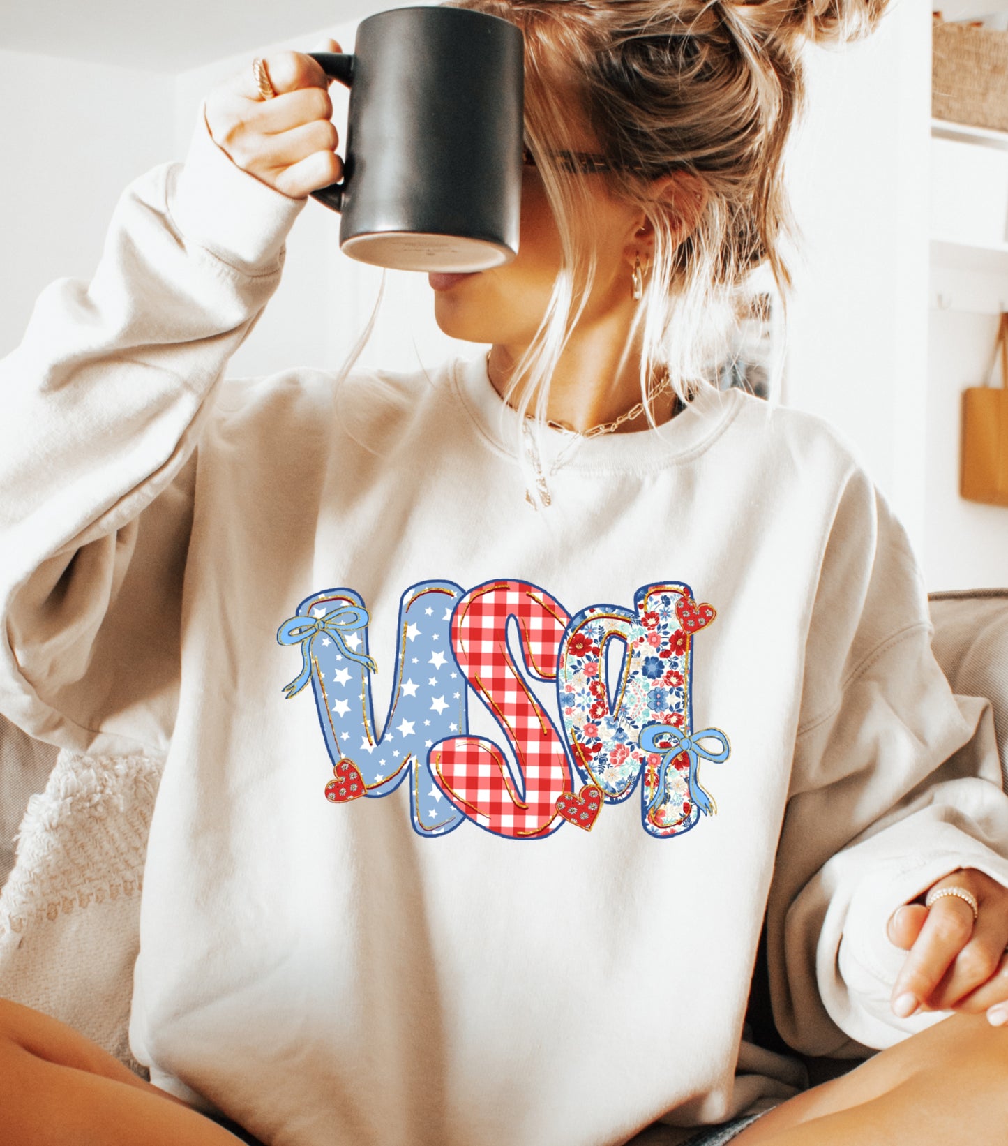 Coquette Floral USA Glitter Sweatshirt, Preppy America Floral sweatshirt, USA 1776, 4th Of July Stars Stripe sweatshirt, Girly America Coquette sweatshirt