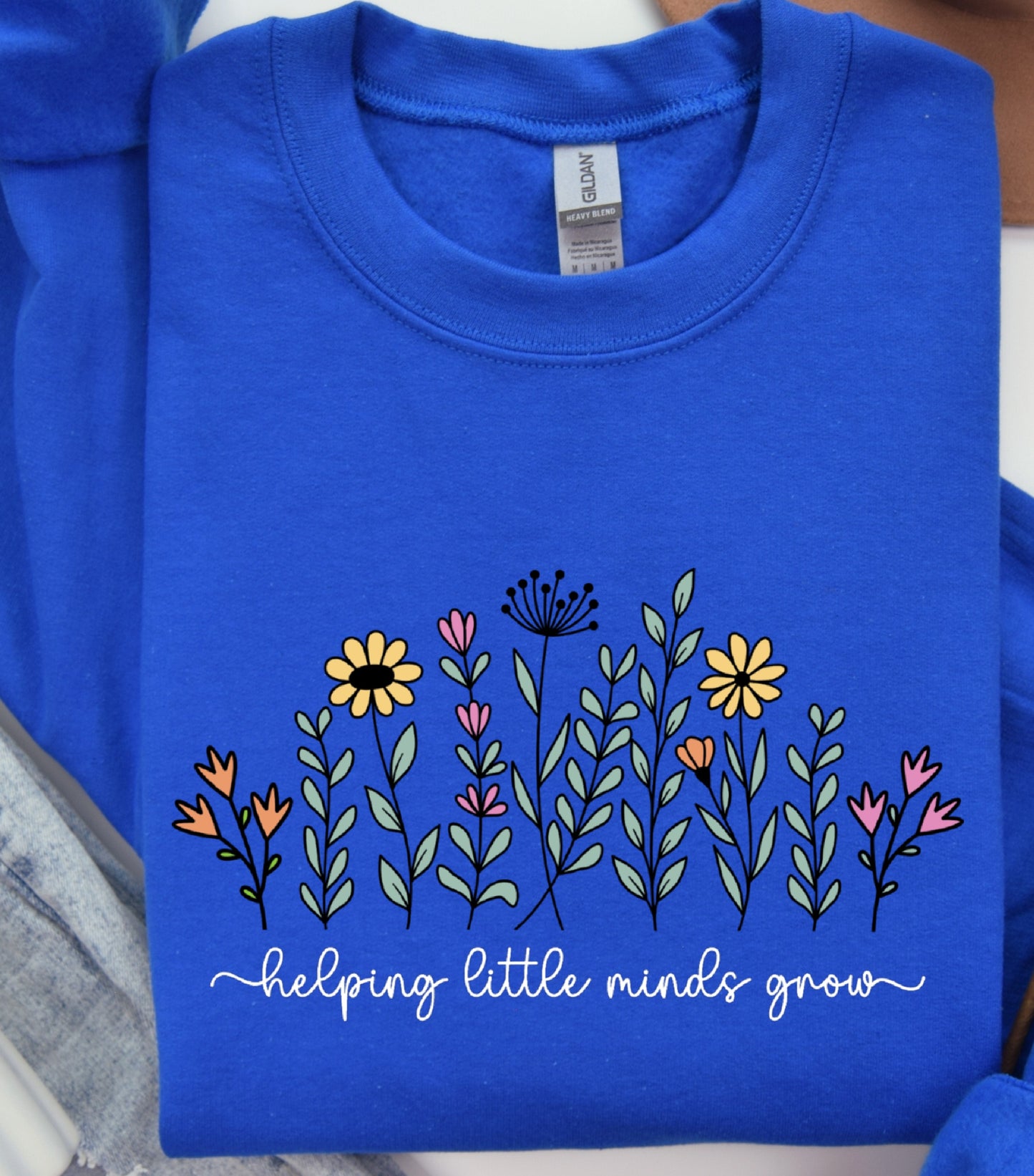 Teacher Wildflowers Sweatshirt, Helping Little Minds Grow Sweatshirt, Teacher Boho Flowers sweatshirt, Gift for Teacher sweatshirt